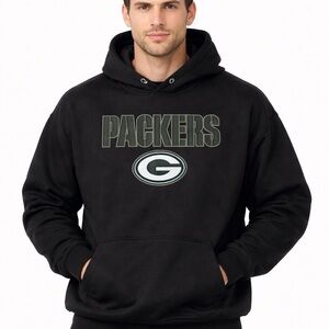 Majestic Green Bay Packers Embroidered Logo Black & Green Hoodie Sweatshirt